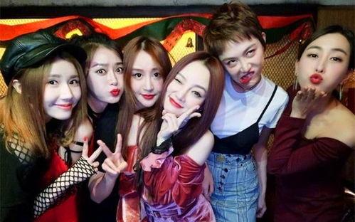 吃瓜两姐妹娱乐圈